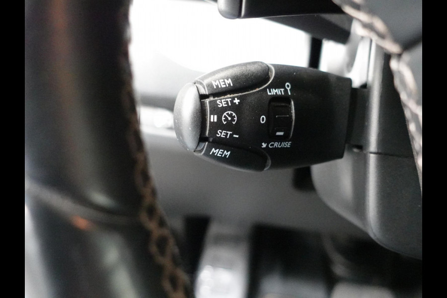 Opel Vivaro 2.0 CDTI L3H1 Dubbele Cabine Edition Automaat Airco Navi Cruise Control Apple Carplay Trekhaak