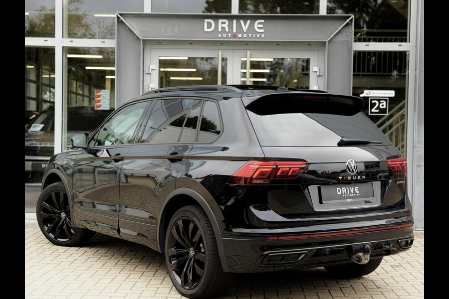 Volkswagen Tiguan 1.4 TSI eHybrid R-Line Business+ Black Style |Pano|Leer|Memory|ACC|Winter|HUD|IQ|Trekhaak|20"