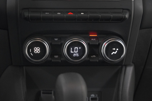 Renault Captur 1.6 E-Tech full hybrid 145 techno | Allseason Banden | Pack Full Screen | Camera | Navigatie
