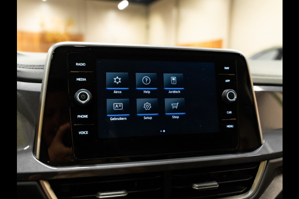 Volkswagen T-Roc 1.5 TSI 150PK Style Business, Facelift, Virtual Cockpit, IQ Led, Apple Carplay, ACC, Keyless, Cam, Voll Onderhoud