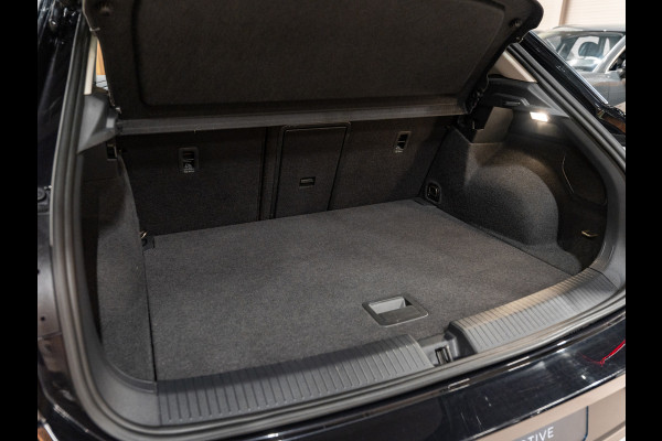 Volkswagen T-Roc 1.5 TSI 150PK Style Business, Facelift, Virtual Cockpit, IQ Led, Apple Carplay, ACC, Keyless, Cam, Voll Onderhoud