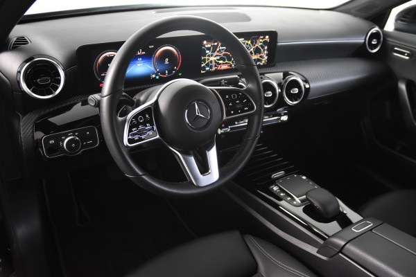 Mercedes-Benz A-Klasse 180 *1ste Eigenaar*Leer*Stoelverwarming*Navigatie*