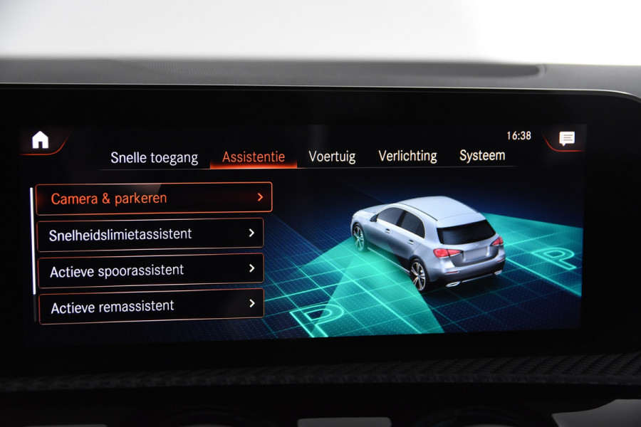 Mercedes-Benz A-Klasse 180 *1ste Eigenaar*Leer*Stoelverwarming*Navigatie*