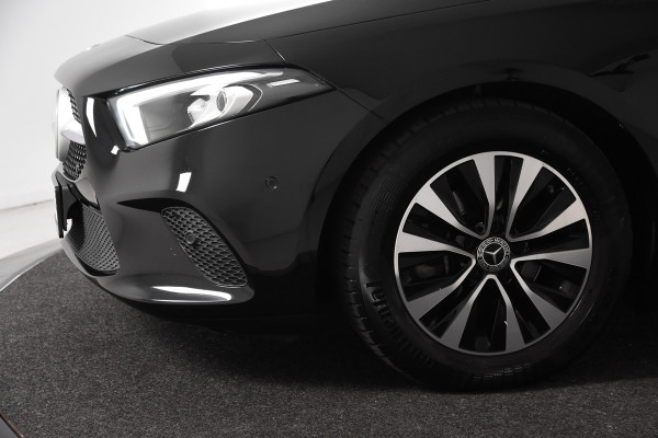 Mercedes-Benz A-Klasse 180 *1ste Eigenaar*Leer*Stoelverwarming*Navigatie*