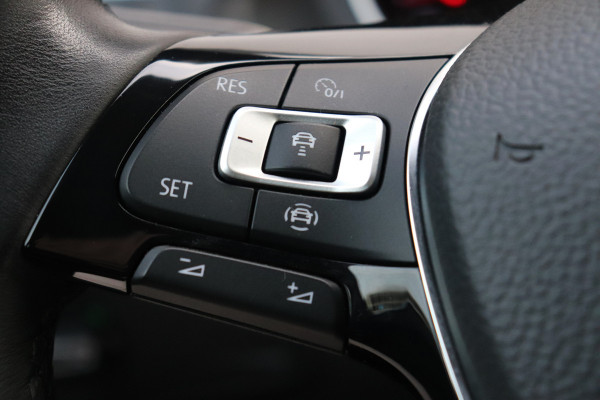 Volkswagen Tiguan 1.5 TSI DSG Massage Trekhaak ACC
