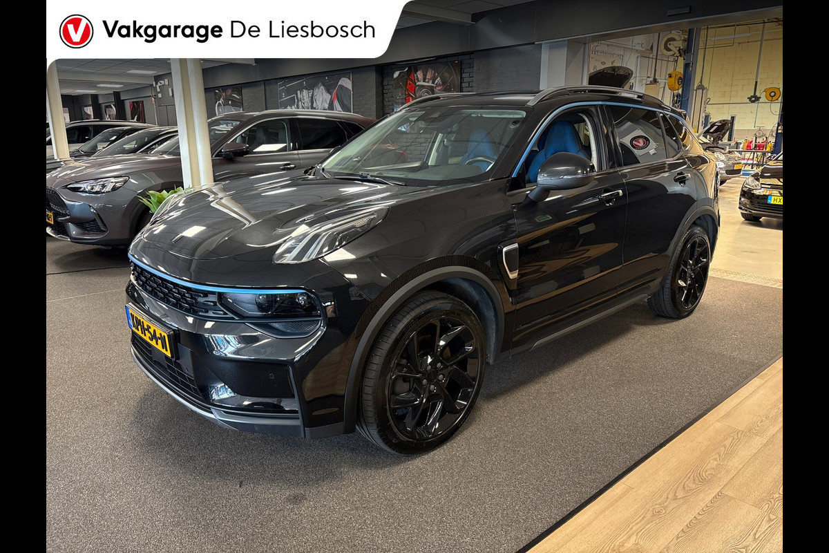 Lynk & Co 01 1.5 / Pano / Navigatie / Camera / Infinity / memory / Elek. klep / Apple carplay