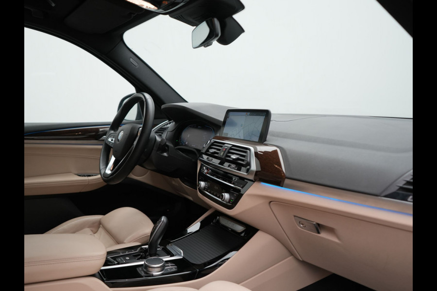 BMW X3 xDrive30e Advantage PHEV 293pk Dealer O.H | Trekhaak Af Fabriek | Head Up | Camera | Adaptief Onderstel | Cruise Control | Sportstoelen Verwarmd | Keyless | BLIS | Apple Carplay | Adaptive LED | Navigatie | Virtual | DAB | 18"L.M | Plug In Hybrid |