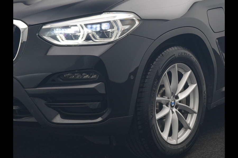 BMW X3 xDrive30e Advantage PHEV 293pk Dealer O.H | Trekhaak Af Fabriek | Head Up | Camera | Adaptief Onderstel | Cruise Control | Sportstoelen Verwarmd | Keyless | BLIS | Apple Carplay | Adaptive LED | Navigatie | Virtual | DAB | 18"L.M | Plug In Hybrid |