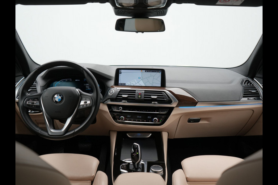 BMW X3 xDrive30e Advantage PHEV 293pk Dealer O.H | Trekhaak Af Fabriek | Head Up | Camera | Adaptief Onderstel | Cruise Control | Sportstoelen Verwarmd | Keyless | BLIS | Apple Carplay | Adaptive LED | Navigatie | Virtual | DAB | 18"L.M | Plug In Hybrid |