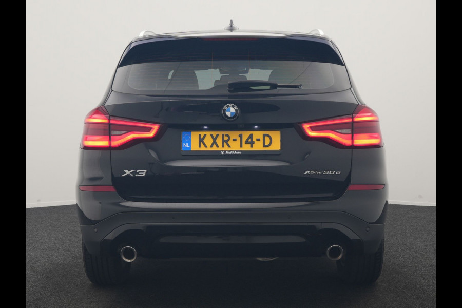 BMW X3 xDrive30e Advantage PHEV 293pk Dealer O.H | Trekhaak Af Fabriek | Head Up | Camera | Adaptief Onderstel | Cruise Control | Sportstoelen Verwarmd | Keyless | BLIS | Apple Carplay | Adaptive LED | Navigatie | Virtual | DAB | 18"L.M | Plug In Hybrid |