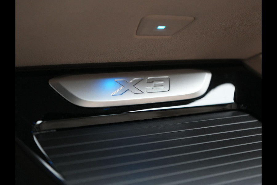 BMW X3 xDrive30e Advantage PHEV 293pk Dealer O.H | Trekhaak Af Fabriek | Head Up | Camera | Adaptief Onderstel | Cruise Control | Sportstoelen Verwarmd | Keyless | BLIS | Apple Carplay | Adaptive LED | Navigatie | Virtual | DAB | 18"L.M | Plug In Hybrid |