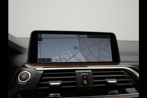 BMW X3 xDrive30e Advantage PHEV 293pk Dealer O.H | Trekhaak Af Fabriek | Head Up | Camera | Adaptief Onderstel | Cruise Control | Sportstoelen Verwarmd | Keyless | BLIS | Apple Carplay | Adaptive LED | Navigatie | Virtual | DAB | 18"L.M | Plug In Hybrid |
