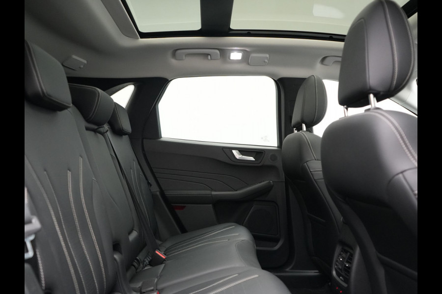 Ford Kuga 2.5 Vignale PHEV 225pk Dealer O.H. | Trekhaak Af Fabriek | Panodak | Adaptive Cruise | Head Up | 360 Camera | Bang & Olufsen | Lederen Comfortstoelen Memory & Verwarmd | Stuur Verwarmd | Apple Carplay | Blis | Keyless | DAB | Navigatie | 20"L.M | Plug In Hybrid |