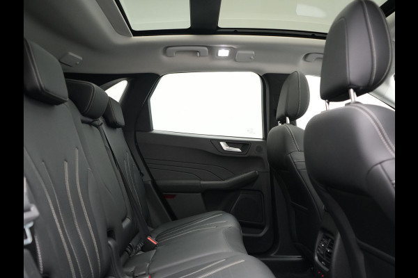 Ford Kuga 2.5 Vignale PHEV 225pk Dealer O.H. | Trekhaak Af Fabriek | Panodak | Adaptive Cruise | Head Up | 360 Camera | Bang & Olufsen | Lederen Comfortstoelen Memory & Verwarmd | Stuur Verwarmd | Apple Carplay | Blis | Keyless | DAB | Navigatie | 20"L.M | Plug In Hybrid |