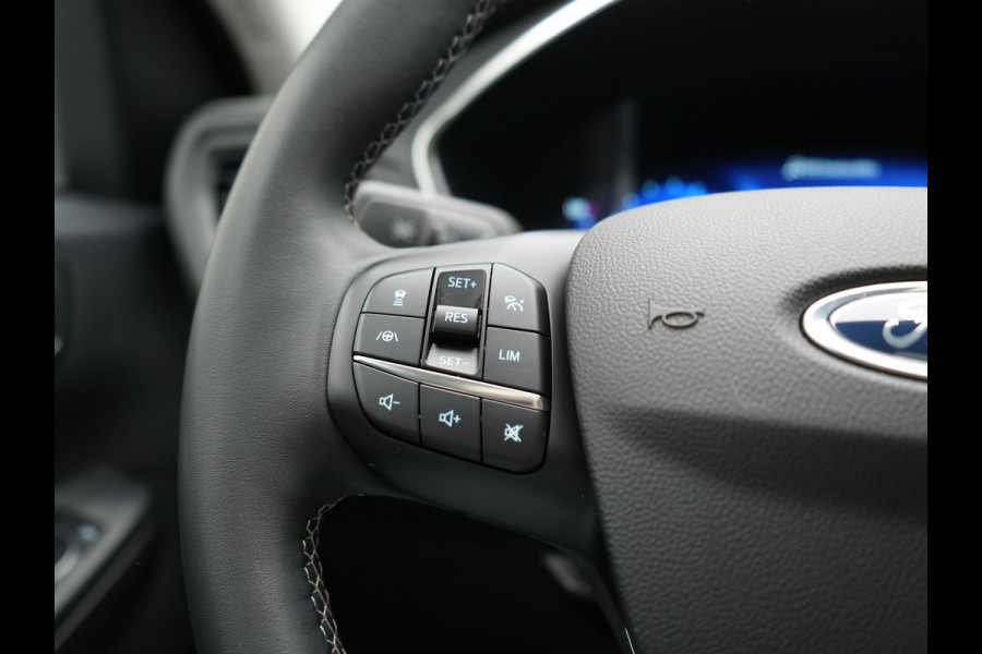 Ford Kuga 2.5 Vignale PHEV 225pk Dealer O.H. | Trekhaak Af Fabriek | Panodak | Adaptive Cruise | Head Up | 360 Camera | Bang & Olufsen | Lederen Comfortstoelen Memory & Verwarmd | Stuur Verwarmd | Apple Carplay | Blis | Keyless | DAB | Navigatie | 20"L.M | Plug In Hybrid |