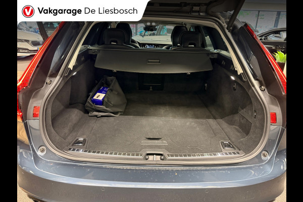 Volvo V90 2.0 T8 Plug-in hybrid AWD Ultimate Dark / Panoramadak / leder / trekhaak / camera / Harman Kardon audio