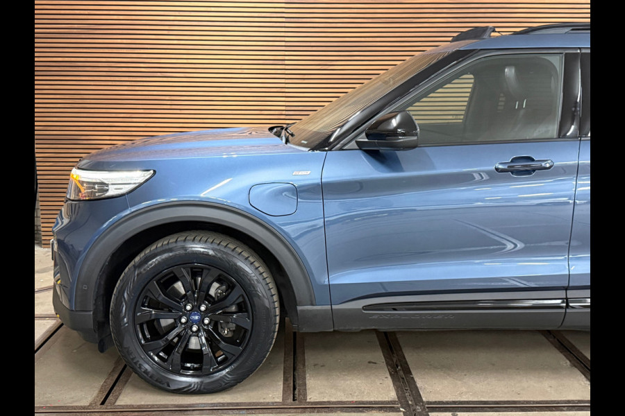 Ford Explorer 3.0 V6 PHEV ST-Line | 7p. | Black Style | Vol! | Pano | Trekhaak | Winter Pack | B&O | ACC | Led | Camera | Leder|