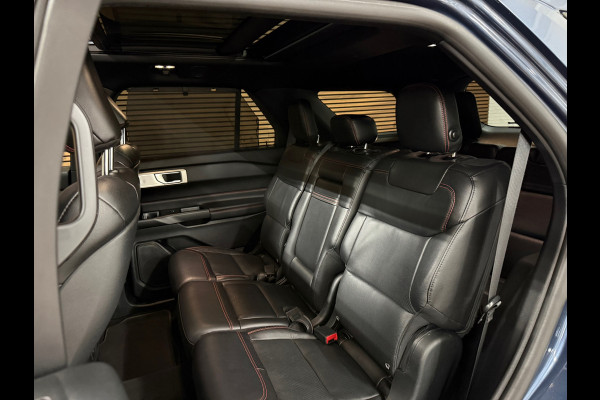Ford Explorer 3.0 V6 PHEV ST-Line | 7p. | Black Style | Vol! | Pano | Trekhaak | Winter Pack | B&O | ACC | Led | Camera | Leder|