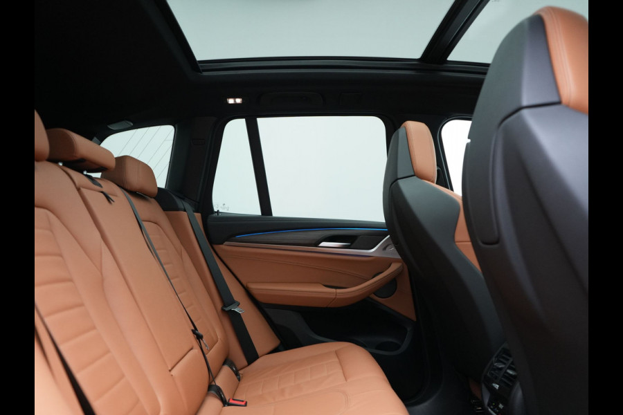 BMW X3 xDrive30e M Sport PHEV 293pk Dealer O.H. | Panodak | Adaptive Cruise | Head Up | 360 Camera | Harman / Kardon | Lederen Competition Stoelen Memory & Verewarmd | Stuur Verwarmd | Blis | Adaptive LED | Apple Carplay | Sfeerverlichting | Plug In Hybrid |