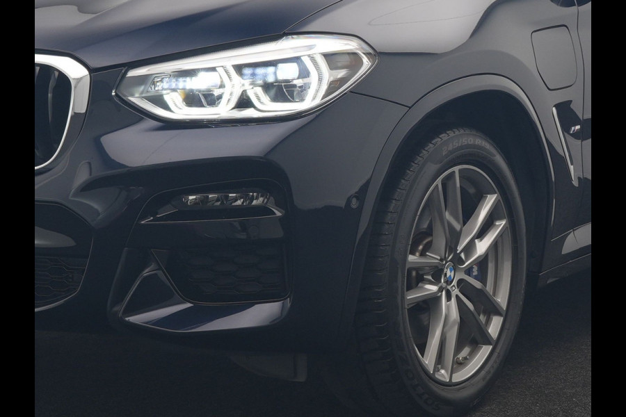 BMW X3 xDrive30e M Sport PHEV 293pk Dealer O.H. | Panodak | Adaptive Cruise | Head Up | 360 Camera | Harman / Kardon | Lederen Competition Stoelen Memory & Verewarmd | Stuur Verwarmd | Blis | Adaptive LED | Apple Carplay | Sfeerverlichting | Plug In Hybrid |