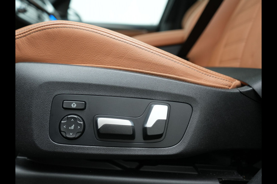 BMW X3 xDrive30e M Sport PHEV 293pk Dealer O.H. | Panodak | Adaptive Cruise | Head Up | 360 Camera | Harman / Kardon | Lederen Competition Stoelen Memory & Verewarmd | Stuur Verwarmd | Blis | Adaptive LED | Apple Carplay | Sfeerverlichting | Plug In Hybrid |
