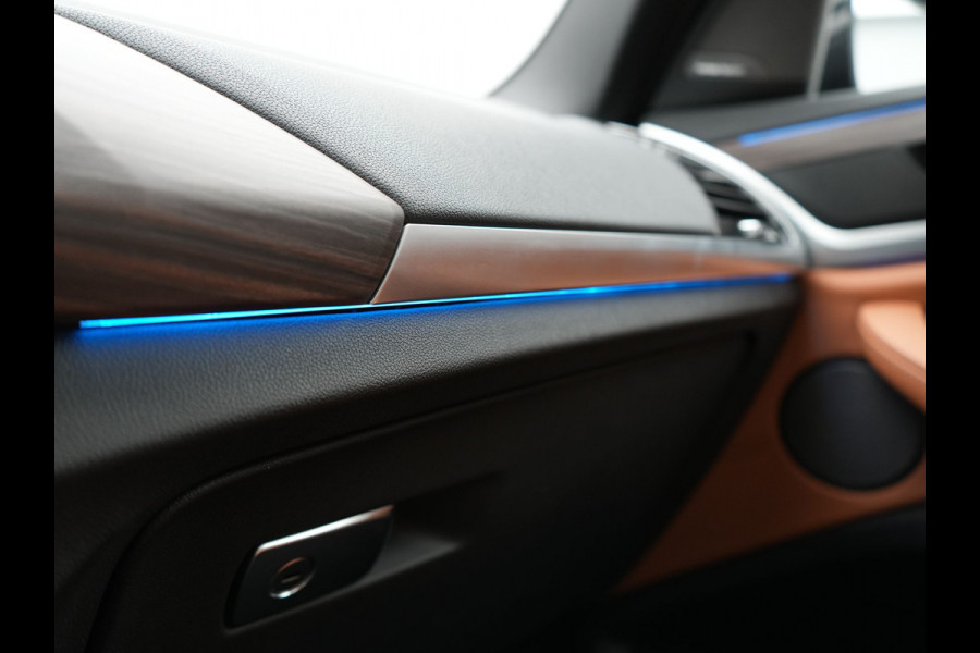 BMW X3 xDrive30e M Sport PHEV 293pk Dealer O.H. | Panodak | Adaptive Cruise | Head Up | 360 Camera | Harman / Kardon | Lederen Competition Stoelen Memory & Verewarmd | Stuur Verwarmd | Blis | Adaptive LED | Apple Carplay | Sfeerverlichting | Plug In Hybrid |