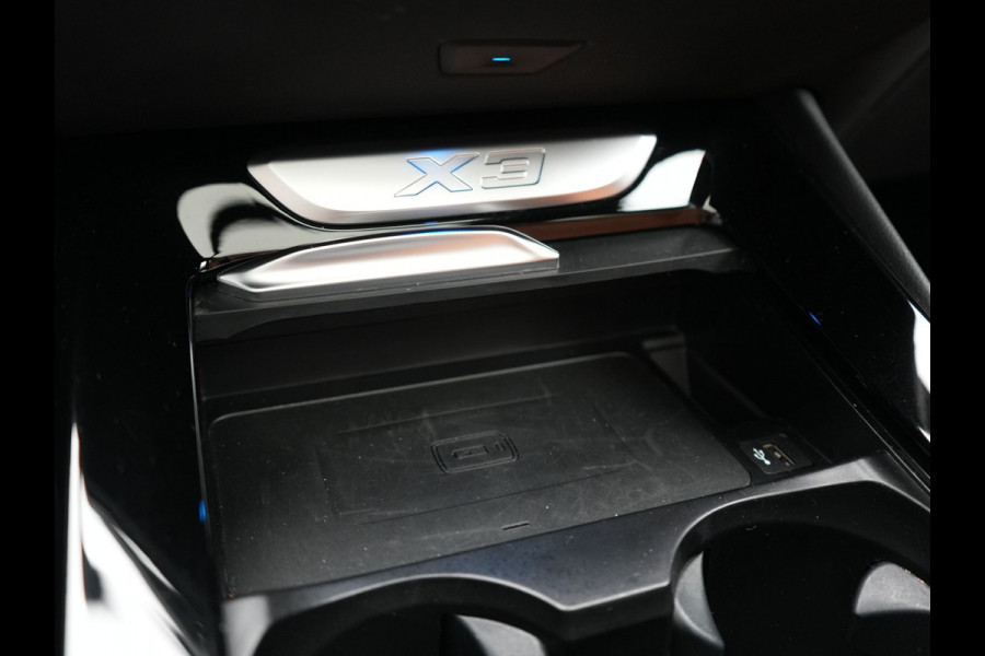 BMW X3 xDrive30e M Sport PHEV 293pk Dealer O.H. | Panodak | Adaptive Cruise | Head Up | 360 Camera | Harman / Kardon | Lederen Competition Stoelen Memory & Verewarmd | Stuur Verwarmd | Blis | Adaptive LED | Apple Carplay | Sfeerverlichting | Plug In Hybrid |