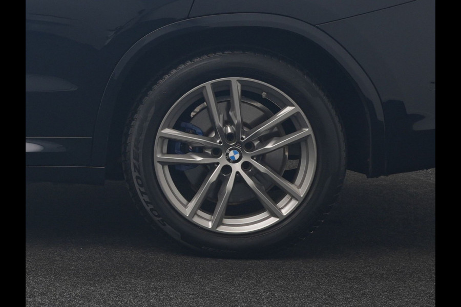 BMW X3 xDrive30e M Sport PHEV 293pk Dealer O.H. | Panodak | Adaptive Cruise | Head Up | 360 Camera | Harman / Kardon | Lederen Competition Stoelen Memory & Verewarmd | Stuur Verwarmd | Blis | Adaptive LED | Apple Carplay | Sfeerverlichting | Plug In Hybrid |