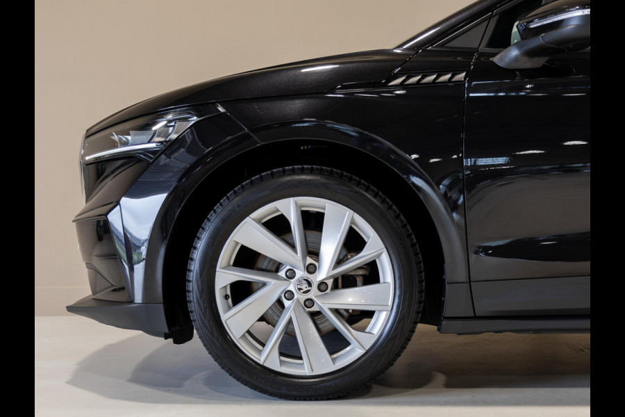 Škoda ENYAQ iV 60 SOH 91% / 180pk / Panorama dak / Trekhaak / Warmtepomp / Dodehoek herkenning /