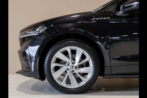 Škoda ENYAQ iV 60 SOH 91% / 180pk / Panorama dak / Trekhaak / Warmtepomp / Dodehoek herkenning /