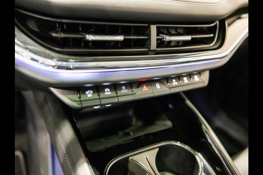 Škoda ENYAQ iV 60 SOH 91% / 180pk / Panorama dak / Trekhaak / Warmtepomp / Dodehoek herkenning /