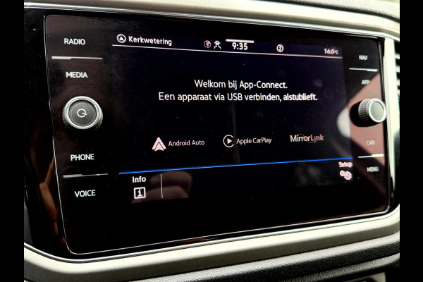 Volkswagen T-Roc 1.0 TSI Style Camera, App Connect, Elek.Achterklep, Trekhaak
