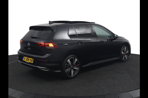 Volkswagen Golf 1.4 eHybrid GTE*ACC*ECC*PANO*IQLIGHT*NAVI*VIRTUAL*