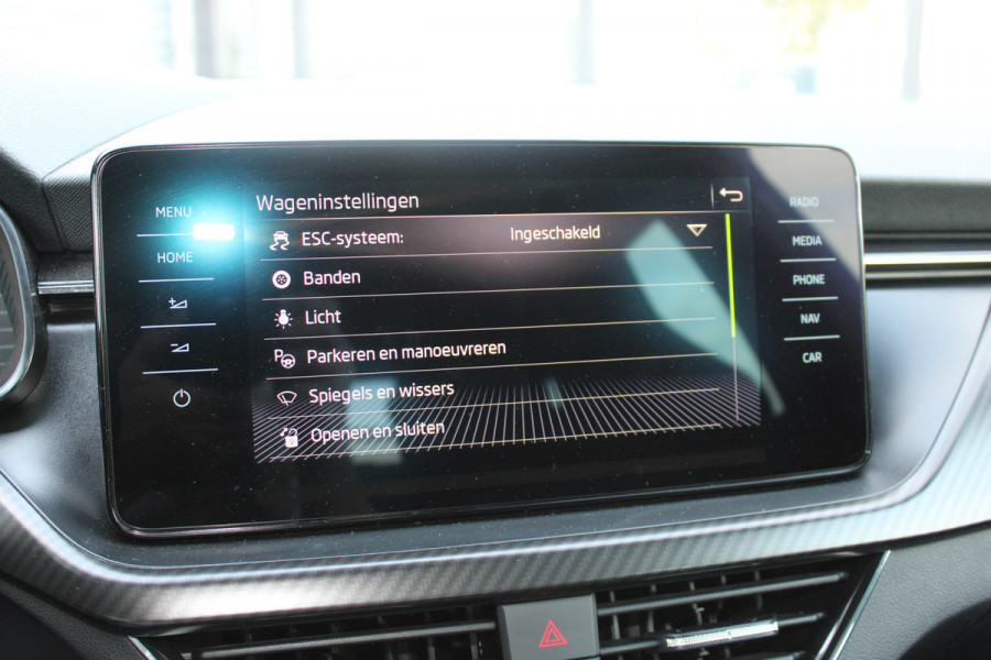 Škoda Kamiq 1.5 TSI ACT Business Edition PANORAMADAK