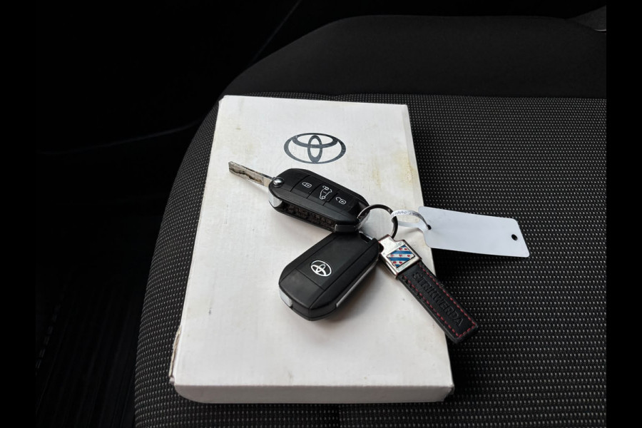 Toyota PROACE CITY 1.5 D-4D Live Long | Automaat | Apple Carplay | Parkeersensoren | Dubbele Schuifedur