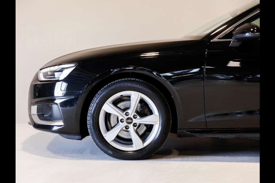 Audi A4 Avant 35 TFSI Advanced Edition / 150pk / Panorama dak / Leder / Stoelverwarming /