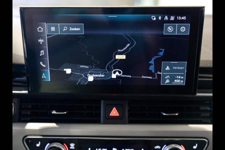 Audi A4 Avant 35 TFSI Advanced Edition / 150pk / Panorama dak / Leder / Stoelverwarming /