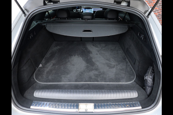 Mercedes-Benz E-Klasse Estate 300 e AMG Line | AMG Line - HUD - Burmester