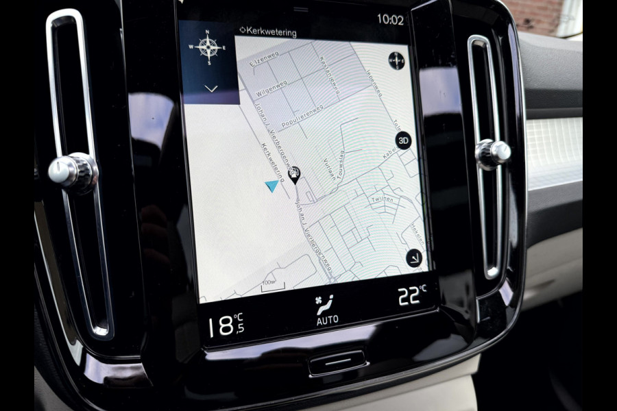 Volvo XC40 1.5 T4 Recharge Inscription Panoramadak, Leer, 18''Lmv