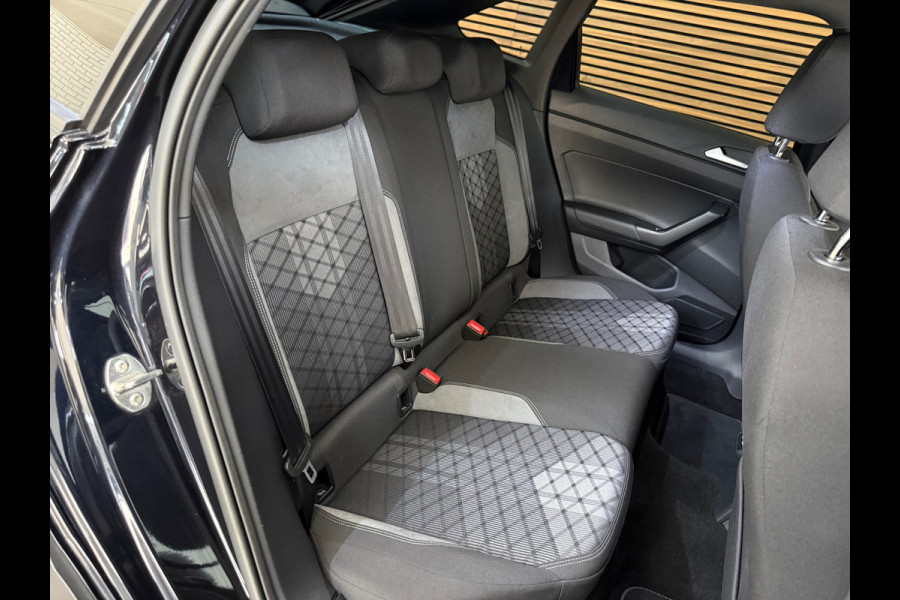 Volkswagen Taigo 1.0 TSI R-Line Business | Black Style | IQ.Drive | Rijassistpakket+ | Licht+Zicht Pakket | ACC | CarPlay | DAB+