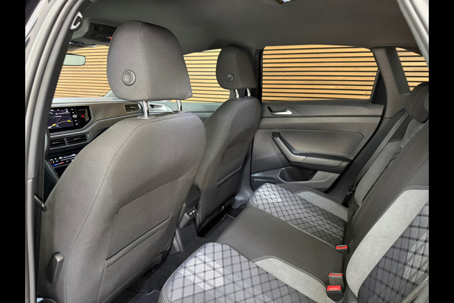 Volkswagen Taigo 1.0 TSI R-Line Business | Black Style | IQ.Drive | Rijassistpakket+ | Licht+Zicht Pakket | ACC | CarPlay | DAB+