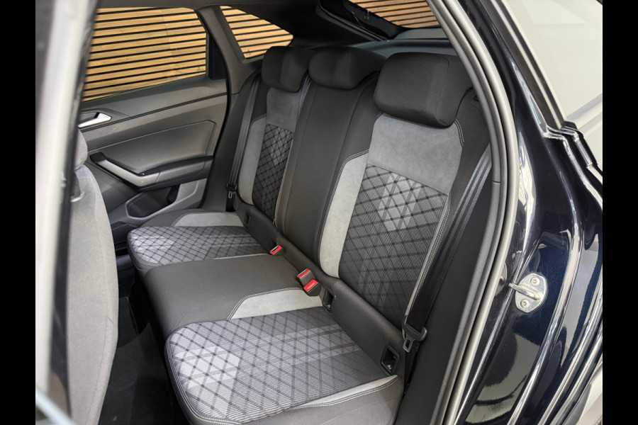 Volkswagen Taigo 1.0 TSI R-Line Business | Black Style | IQ.Drive | Rijassistpakket+ | Licht+Zicht Pakket | ACC | CarPlay | DAB+