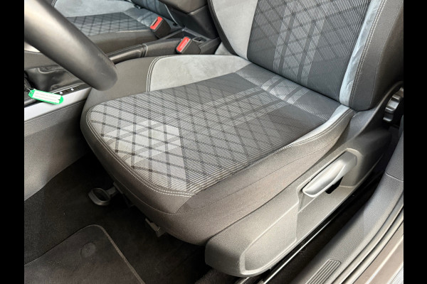 Volkswagen Taigo 1.0 TSI R-Line Business | Black Style | IQ.Drive | Rijassistpakket+ | Licht+Zicht Pakket | ACC | CarPlay | DAB+