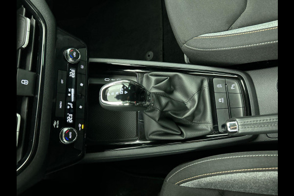 Škoda Kamiq 1.0 TSI Business Edition DSG Navigatie Climate control Cruise control LED Keyless Achteruitrijcamera Parkeersensoren Apple Carplay/ Android Auto Radio