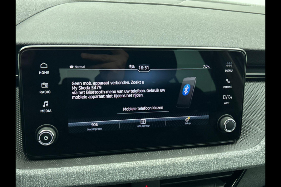Škoda Kamiq 1.0 TSI Business Edition DSG Navigatie Climate control Cruise control LED Keyless Achteruitrijcamera Parkeersensoren Apple Carplay/ Android Auto Radio