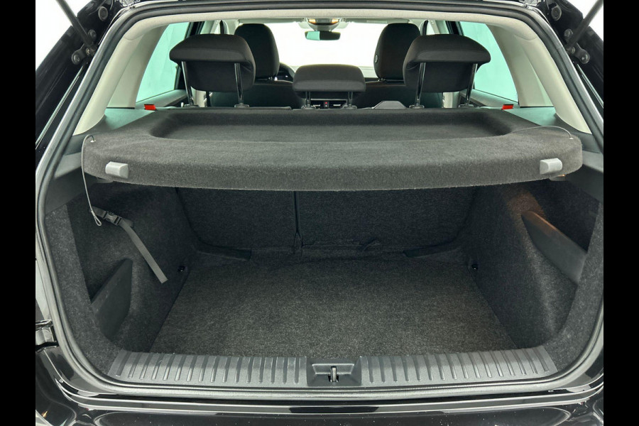 Škoda Kamiq 1.0 TSI Business Edition DSG Navigatie Climate control Cruise control LED Keyless Achteruitrijcamera Parkeersensoren Apple Carplay/ Android Auto Radio