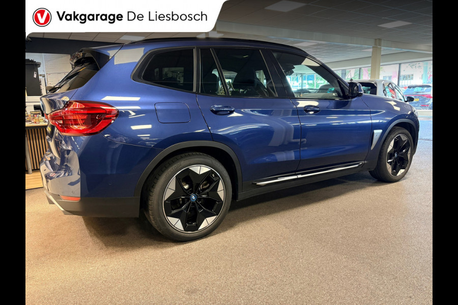BMW iX3 High Executive 80 kWh / Panoramadak / trekhaak / leder / head-up