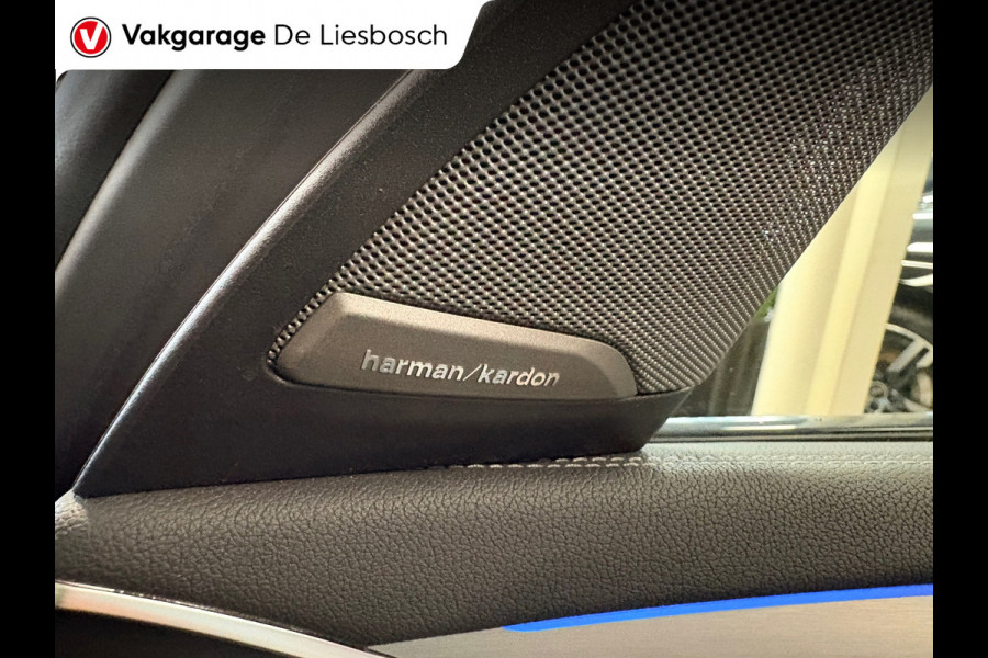BMW iX3 High Executive 80 kWh / Panoramadak / trekhaak / leder / head-up