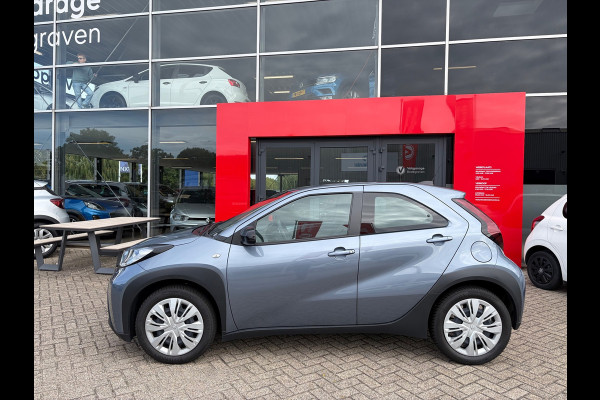 Toyota Aygo X 1.0 VVT-i MT Play