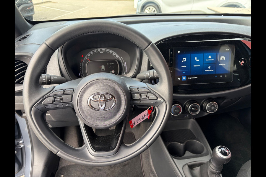 Toyota Aygo X 1.0 VVT-i MT Play